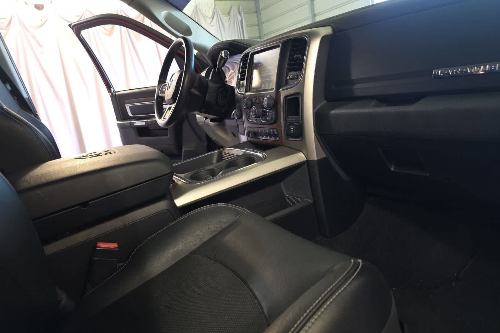 Used 2017 RAM 2500 Laramie w/ Sport Appearance Group AWD/4WD image 17