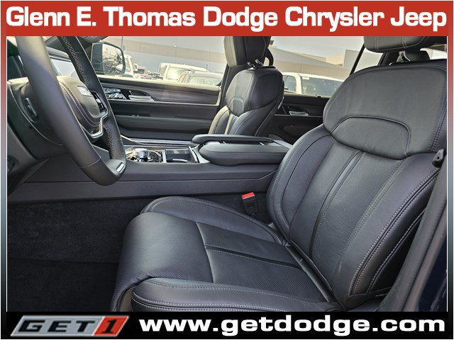 New 2026 Jeep Grand Wagoneer Summit AWD/4WD image 9