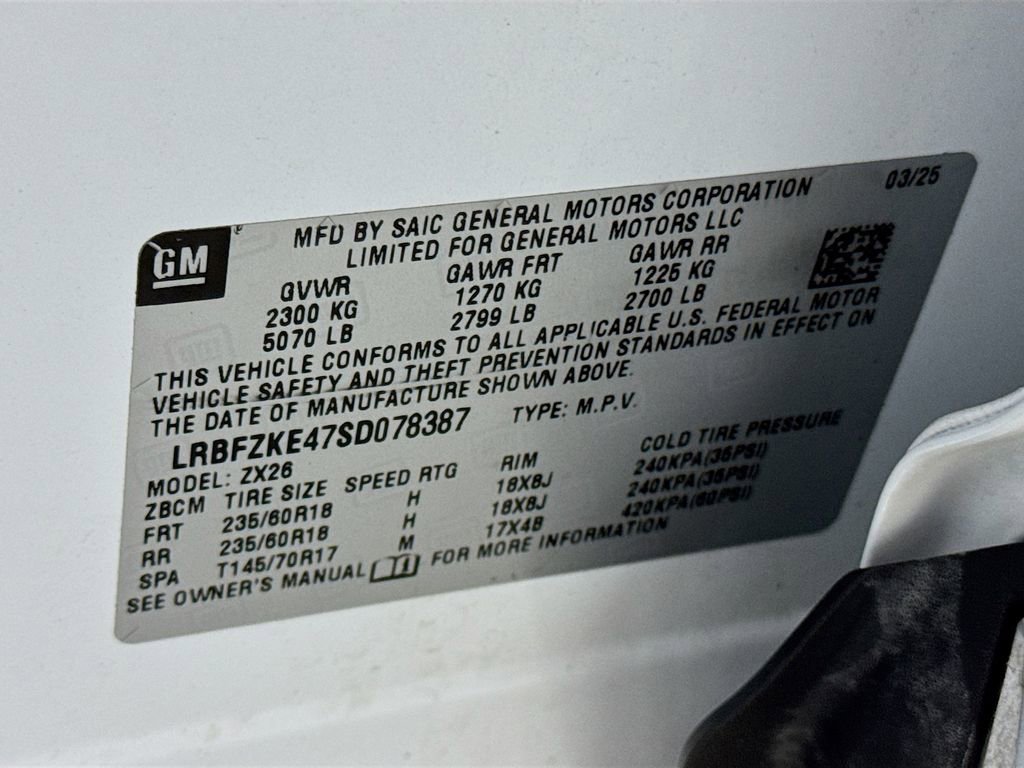 Used 2025 Buick Envision Preferred AWD/4WD image 31