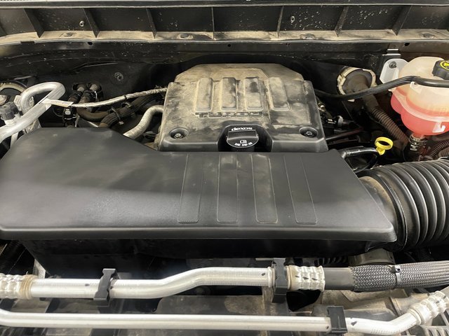 Used 2022 Chevrolet Silverado 1500 Custom w/ LPO, Dark Essentials Package image 23