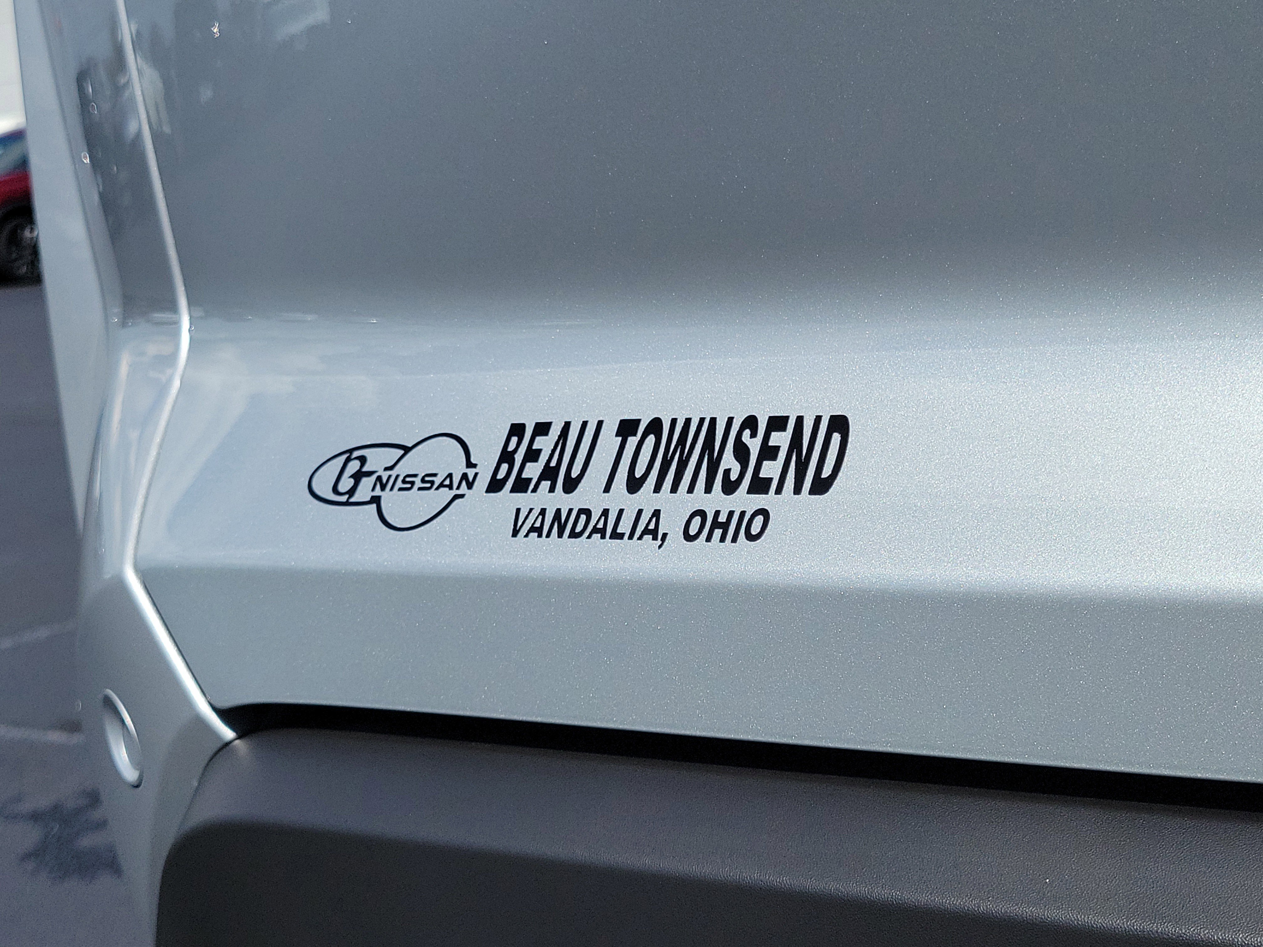 Used 2025 Nissan Pathfinder SV image 6