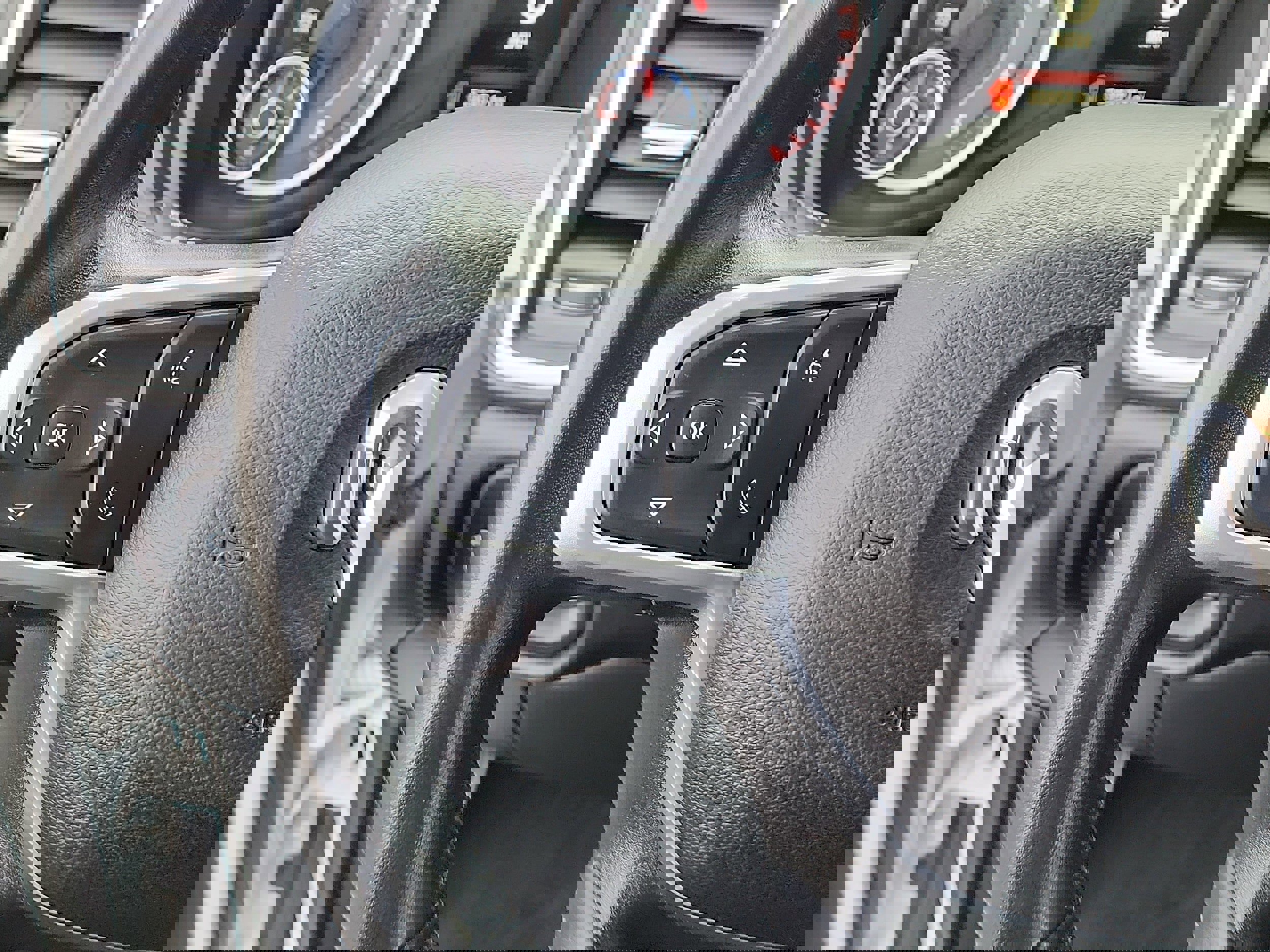 Used 2024 RAM 2500 Big Horn image 16