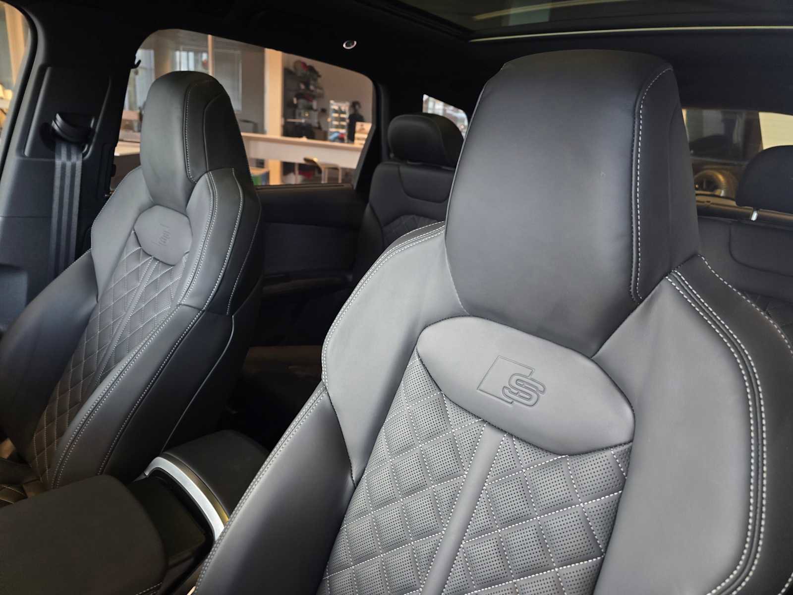 New 2025 Audi SQ7 Premium Plus image 26