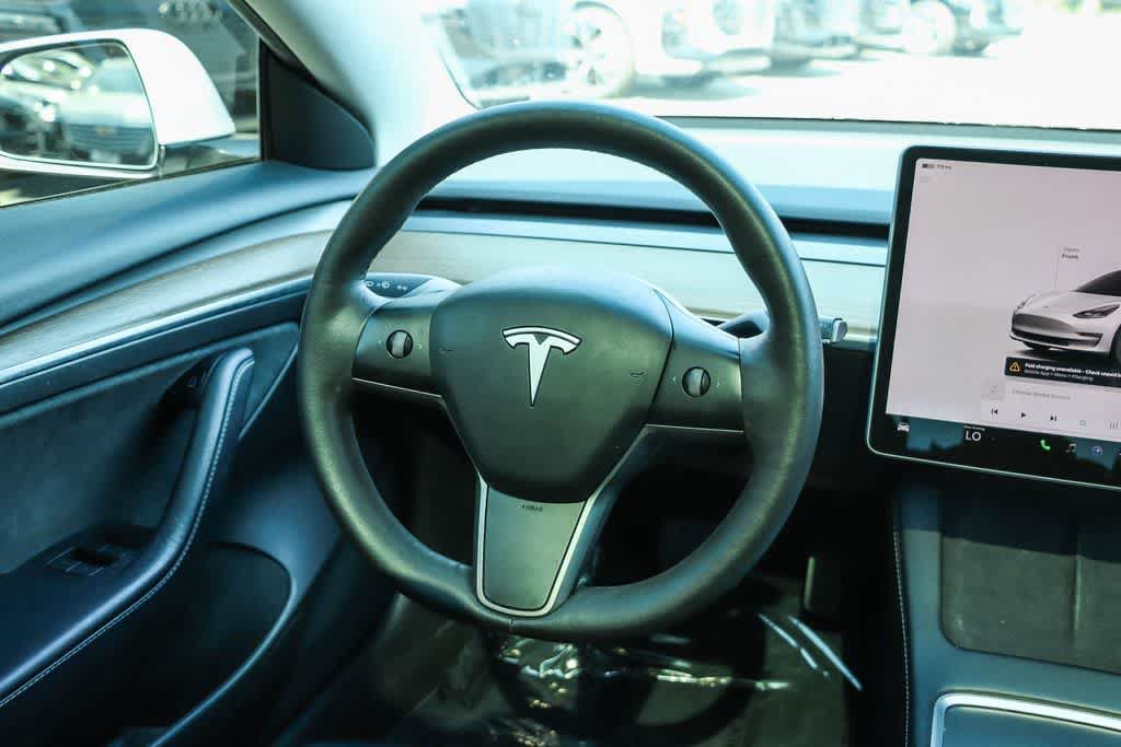 Used 2023 Tesla Model 3 Standard Range RWD image 11