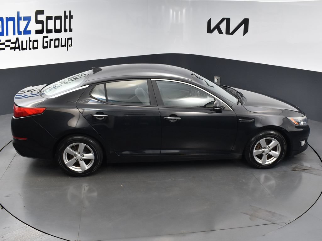 Used 2015 Kia Optima LX FWD image 14