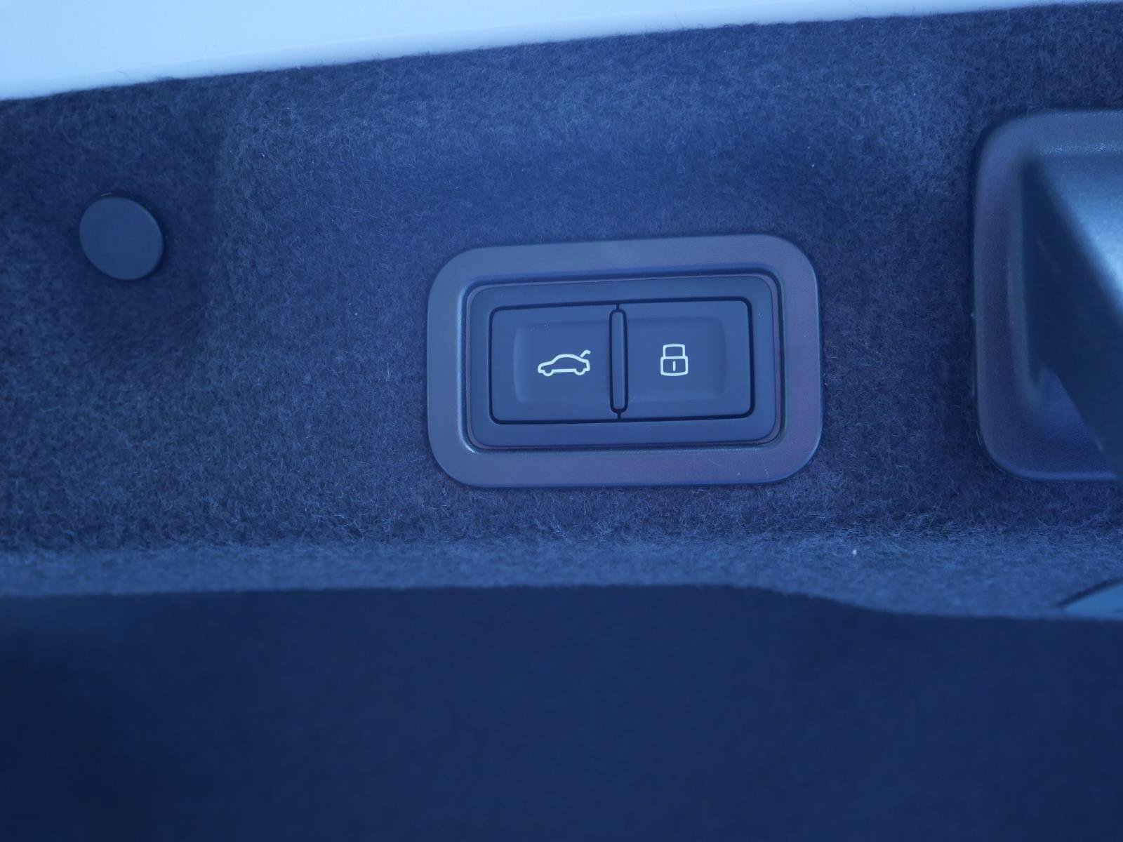 New 2026 Audi A6 Premium Plus AWD/4WD image 19