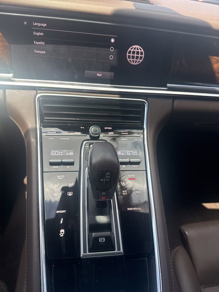 Used 2022 Porsche Panamera Platinum Edition RWD image 6