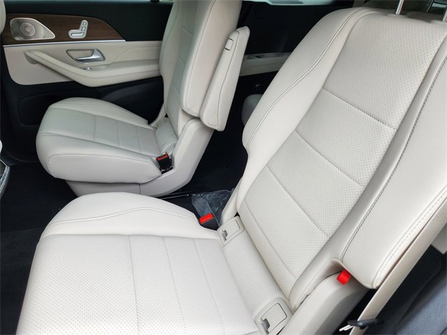 New 2025 Mercedes-Benz GLS 450 4MATIC image 12