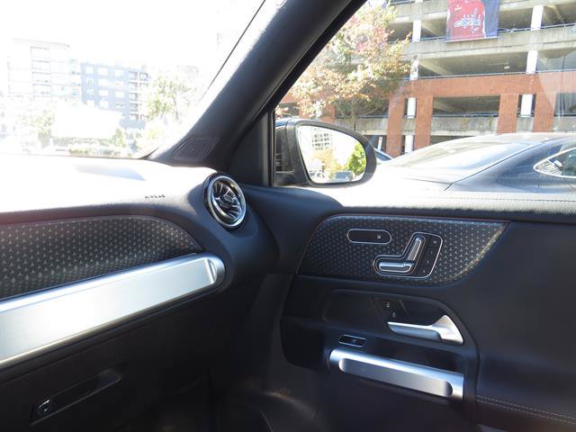 Certified 2024 Mercedes-Benz GLB 250 4MATIC image 16