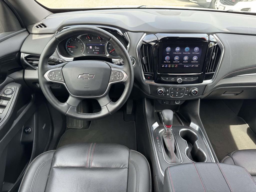 Used 2023 Chevrolet Traverse RS AWD/4WD image 13