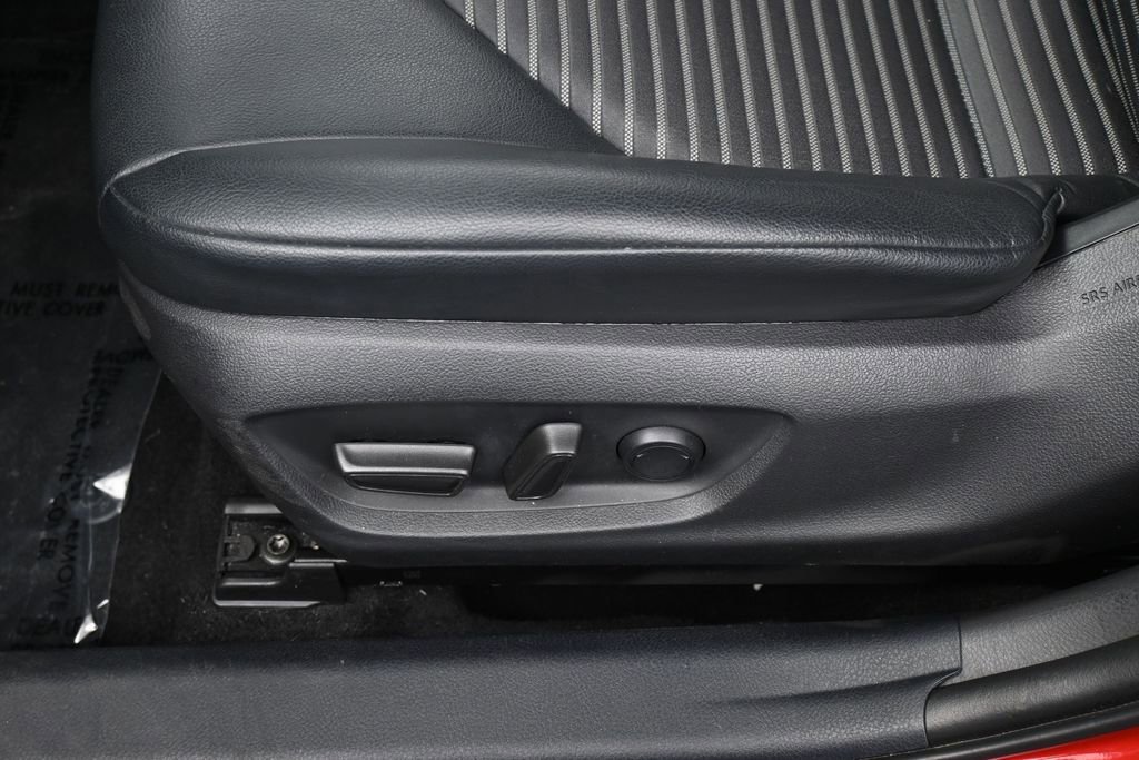 Used 2021 Toyota Camry SE FWD image 15