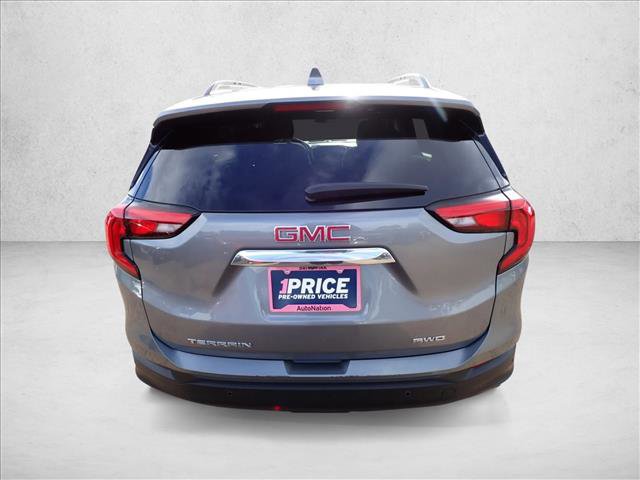 Used 2020 GMC Terrain SLE w/ Driver Convenience Package image 3