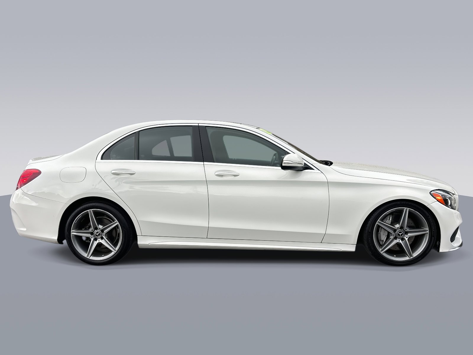 Used 2015 Mercedes-Benz C 400 4MATIC image 2