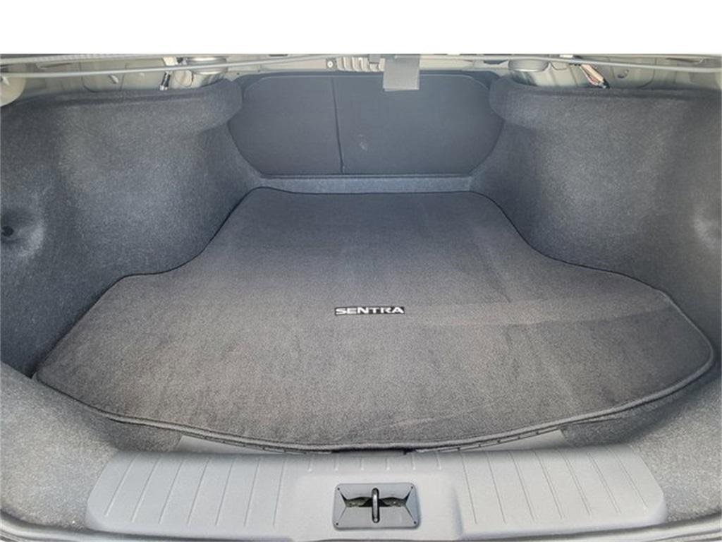 New 2025 Nissan Sentra SR w/ SR Premium Package image 14