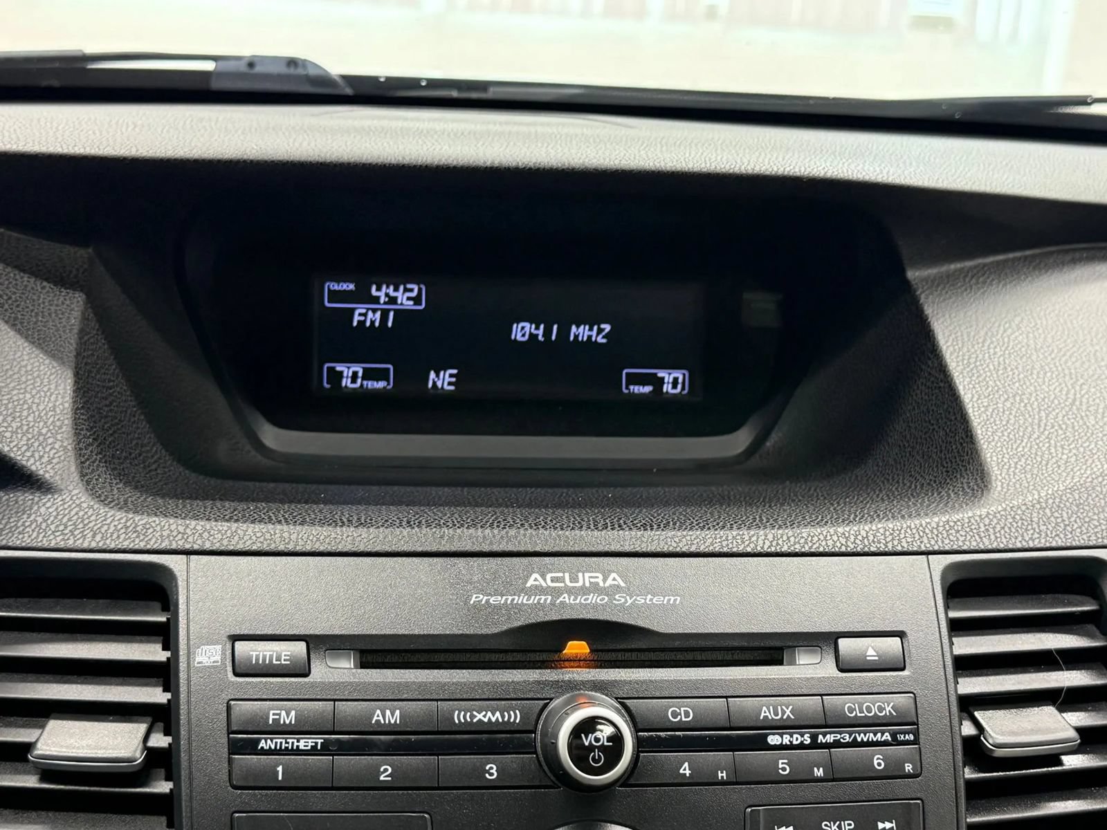 Used 2011 Acura TSX Sedan FWD image 32