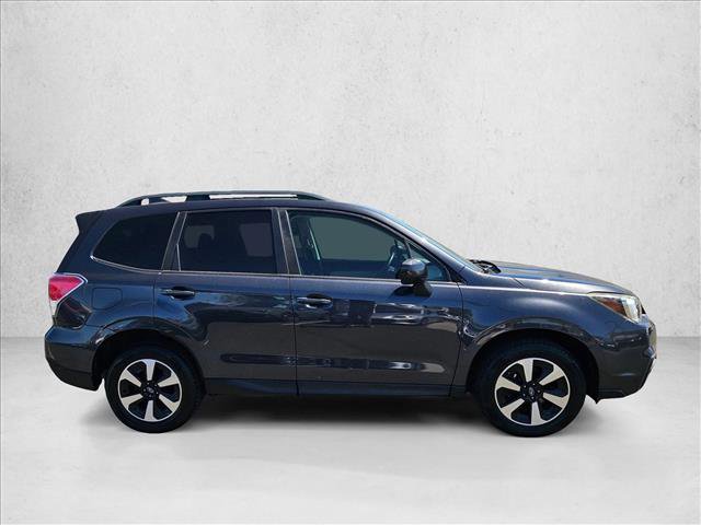 Used 2017 Subaru Forester 2.5i Premium image 4