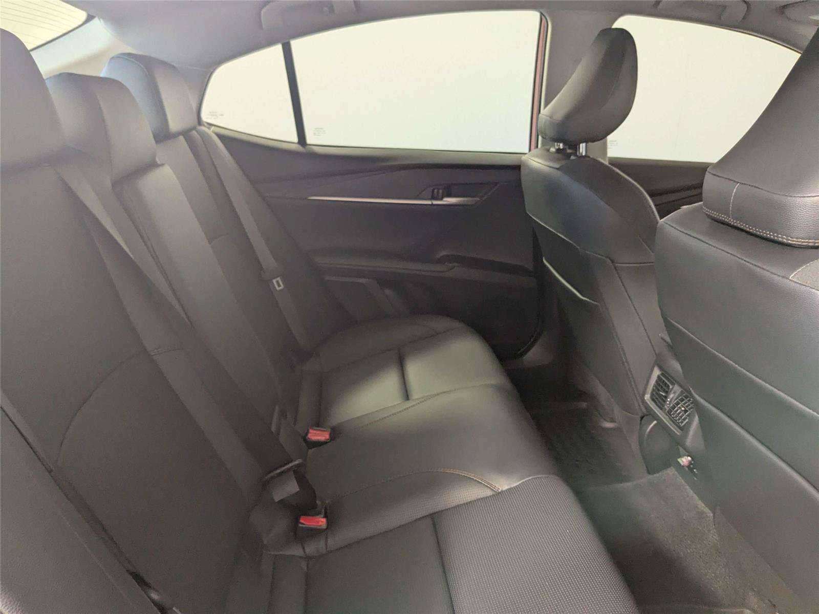 Certified 2026 Toyota Camry XLE FWD image 30