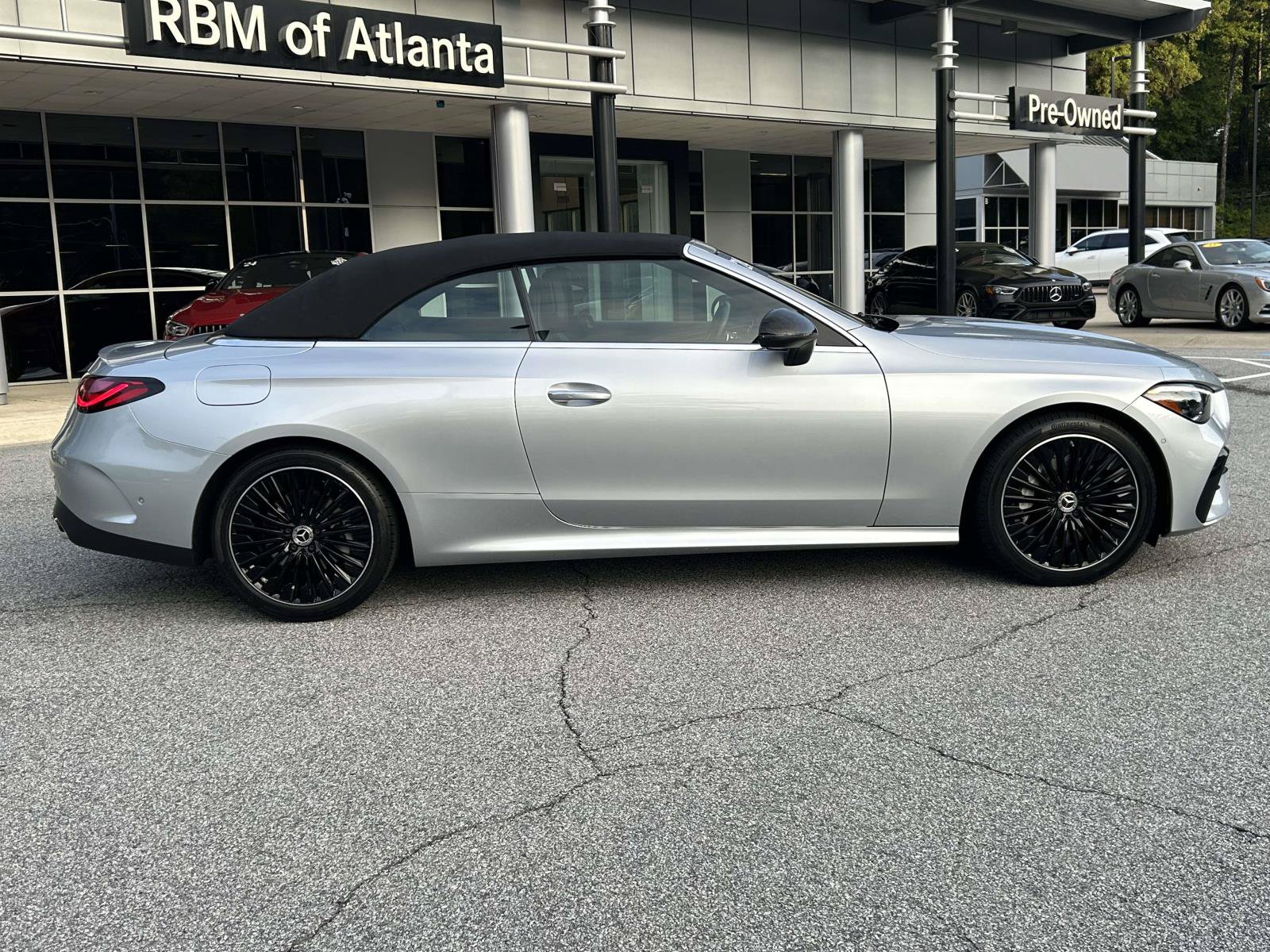 Certified 2024 Mercedes-Benz CLE 450 4MATIC Cabriolet image 9