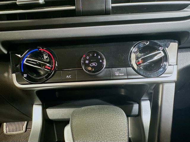 Used 2023 Kia Seltos LX image 17