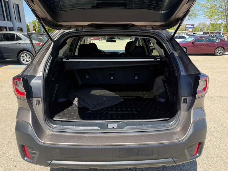 Used 2022 Subaru Outback Premium AWD/4WD image 13