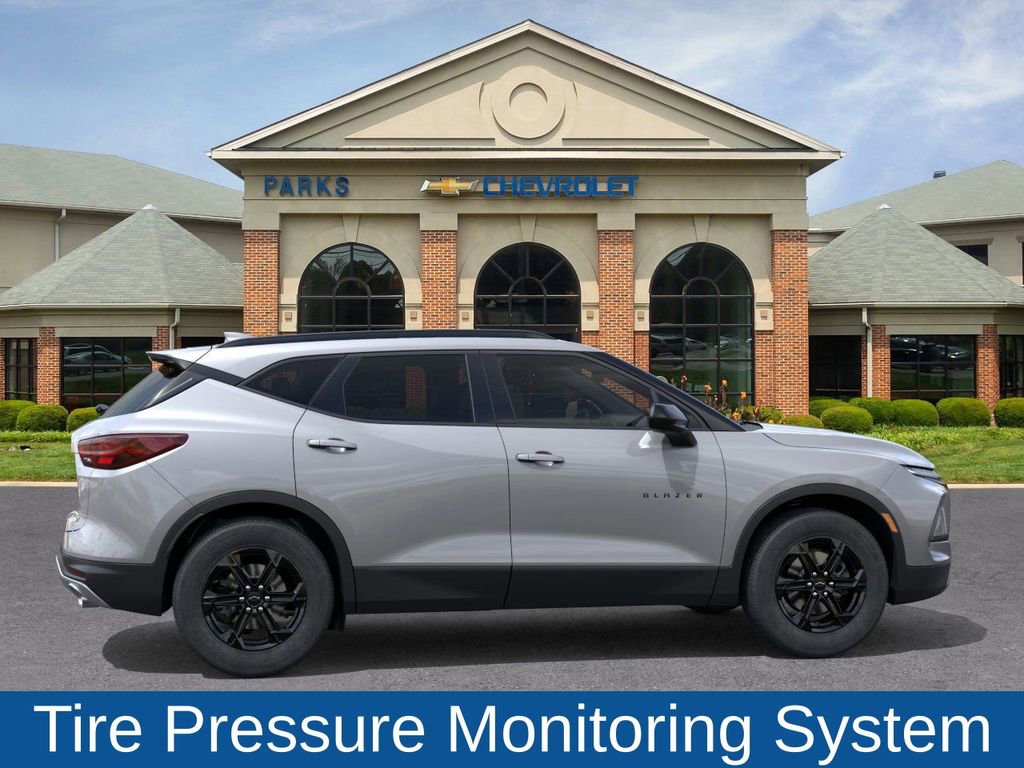 New 2025 Chevrolet Blazer LT w/ Convenience Package image 6