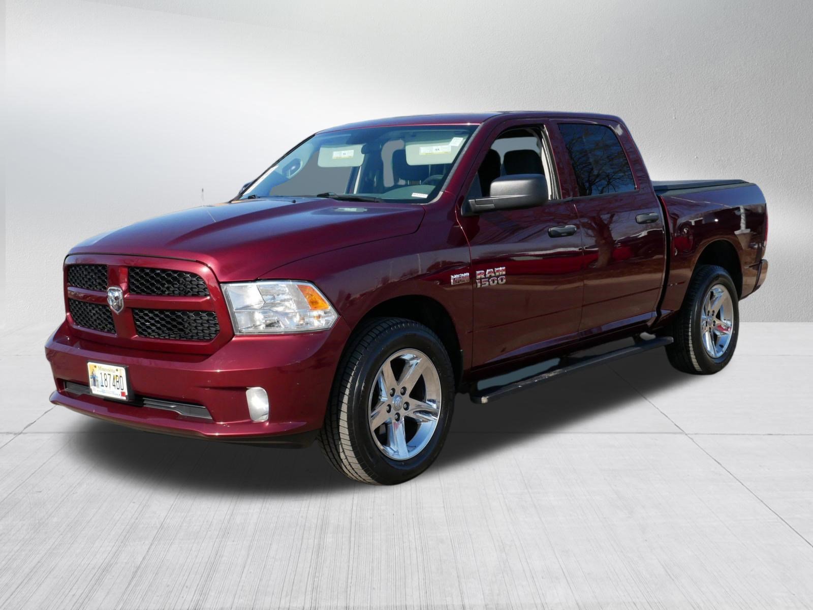 Used 2017 RAM 1500 Express w/ Express Value Package image 3