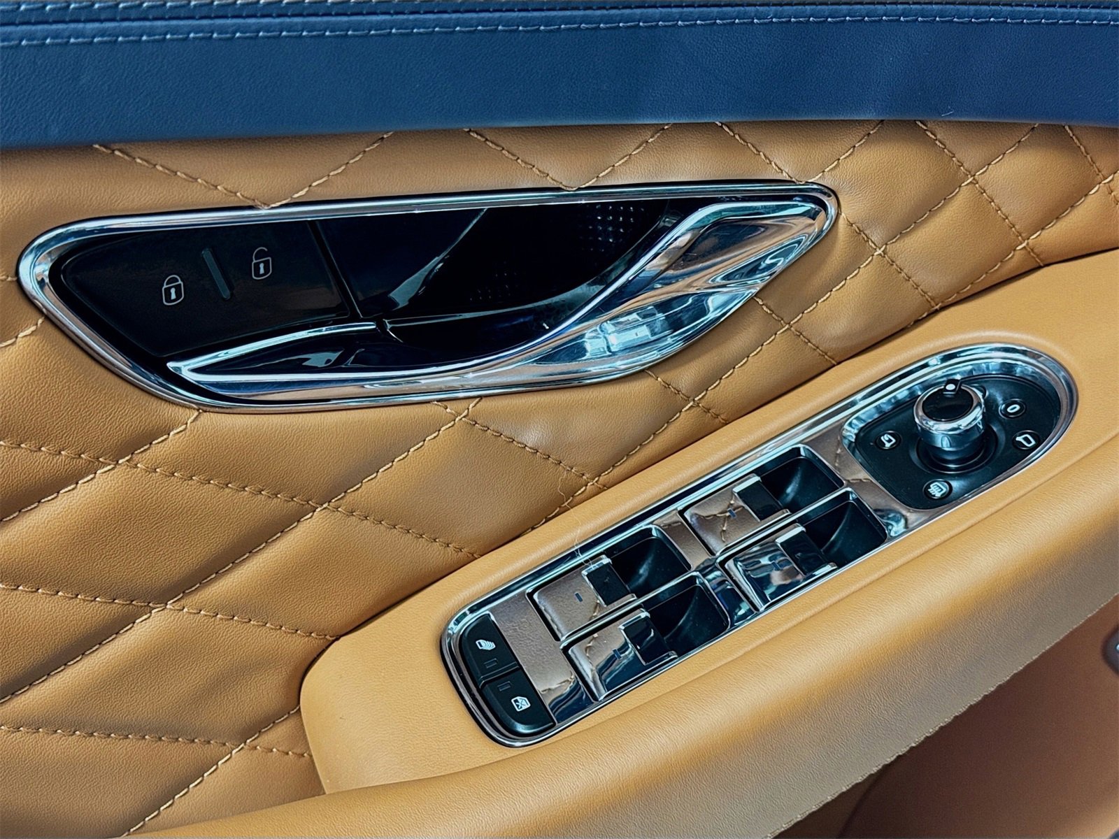 Certified 2024 Bentley Continental GT image 17