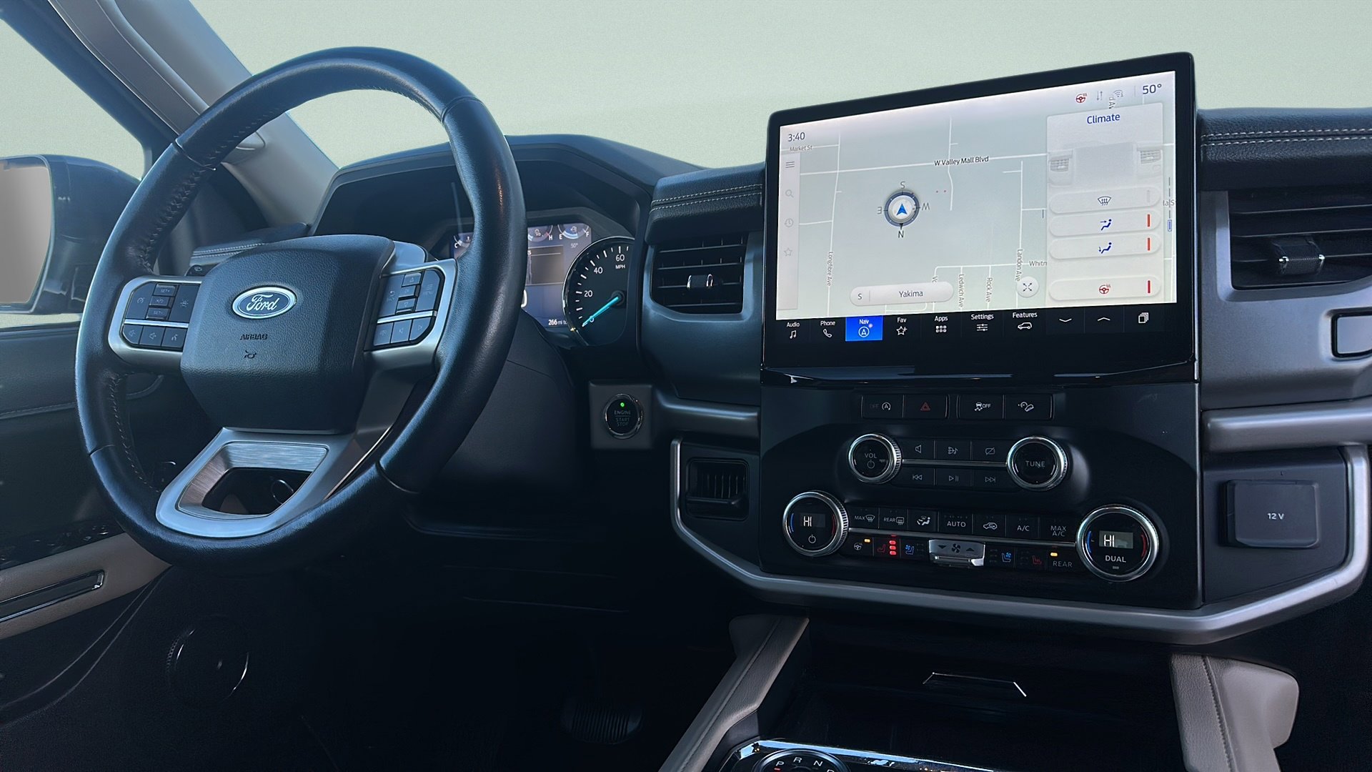 Used 2024 Ford Expedition XLT image 57