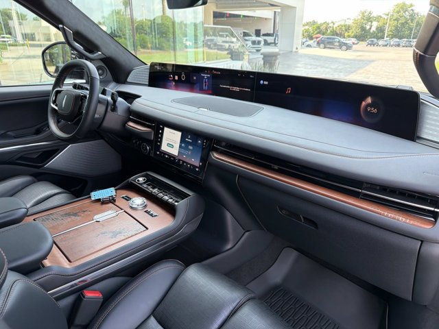 New 2027 Lincoln Navigator L Black Label AWD/4WD image 20