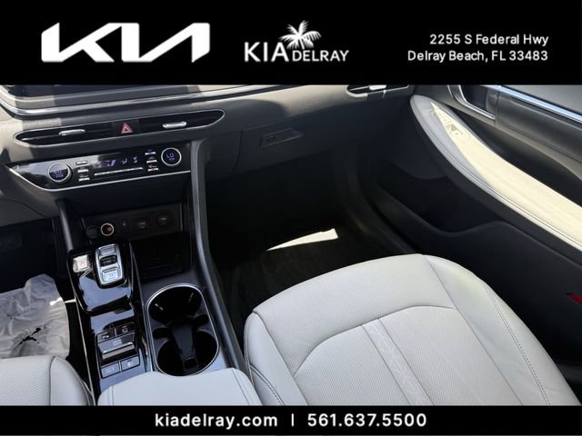 Used 2023 Hyundai Sonata Limited w/ Cargo Package FWD image 14