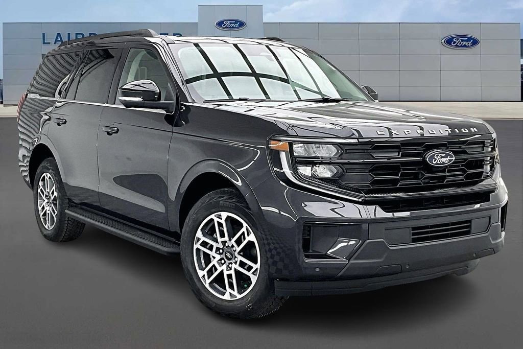 New 2026 Ford Expedition Active AWD/4WD image 2
