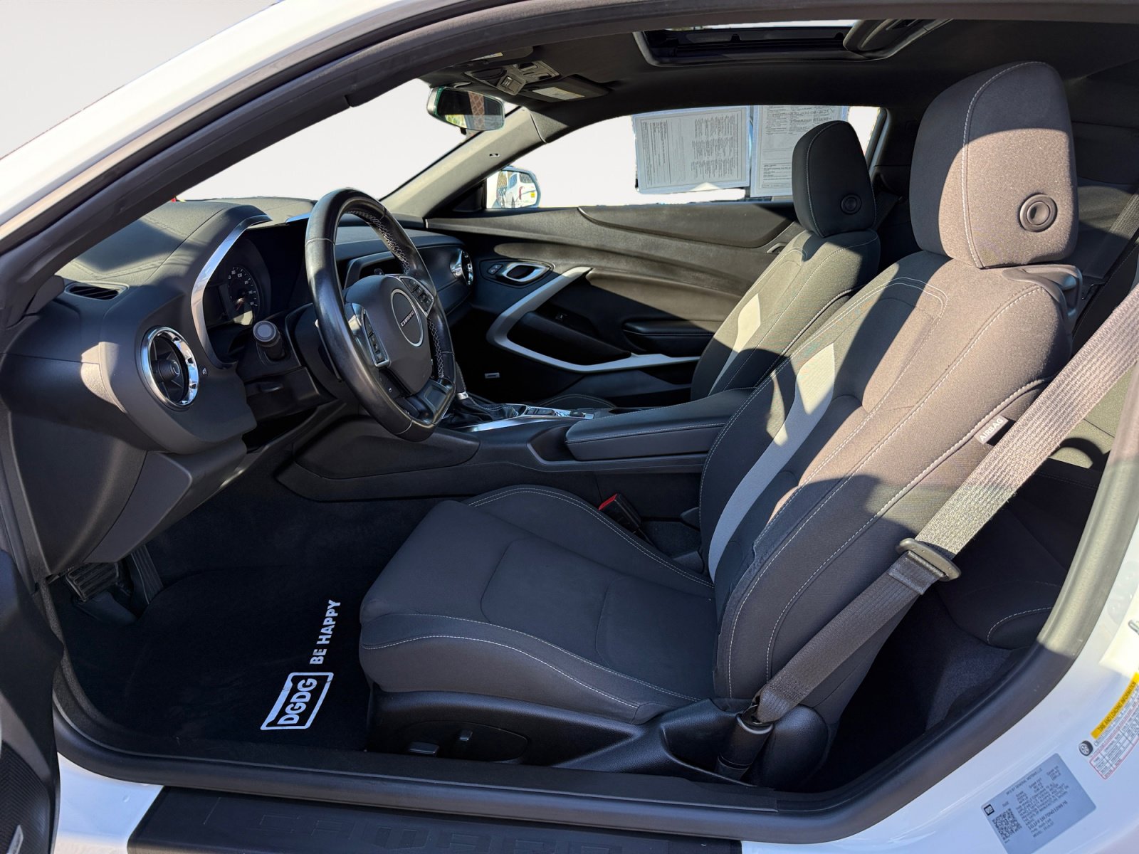 Used 2022 Chevrolet Camaro LT w/ RS Package image 10