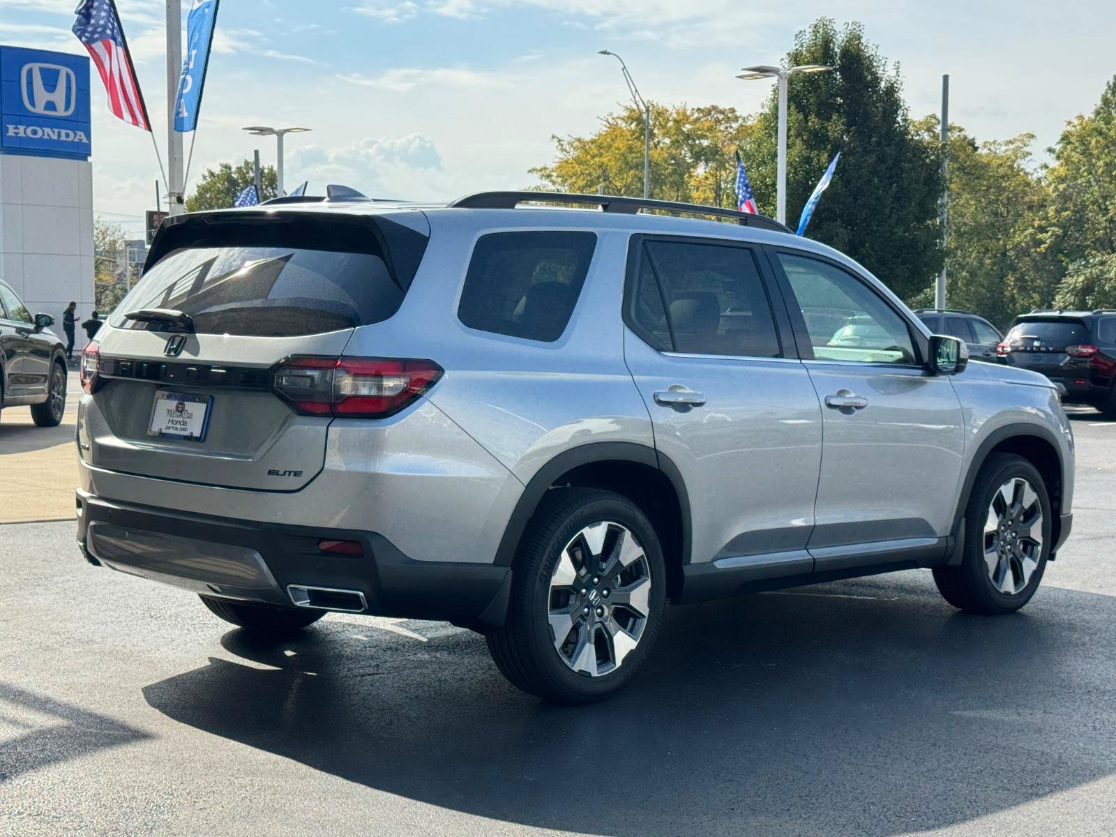 New 2026 Honda Pilot Elite image 3