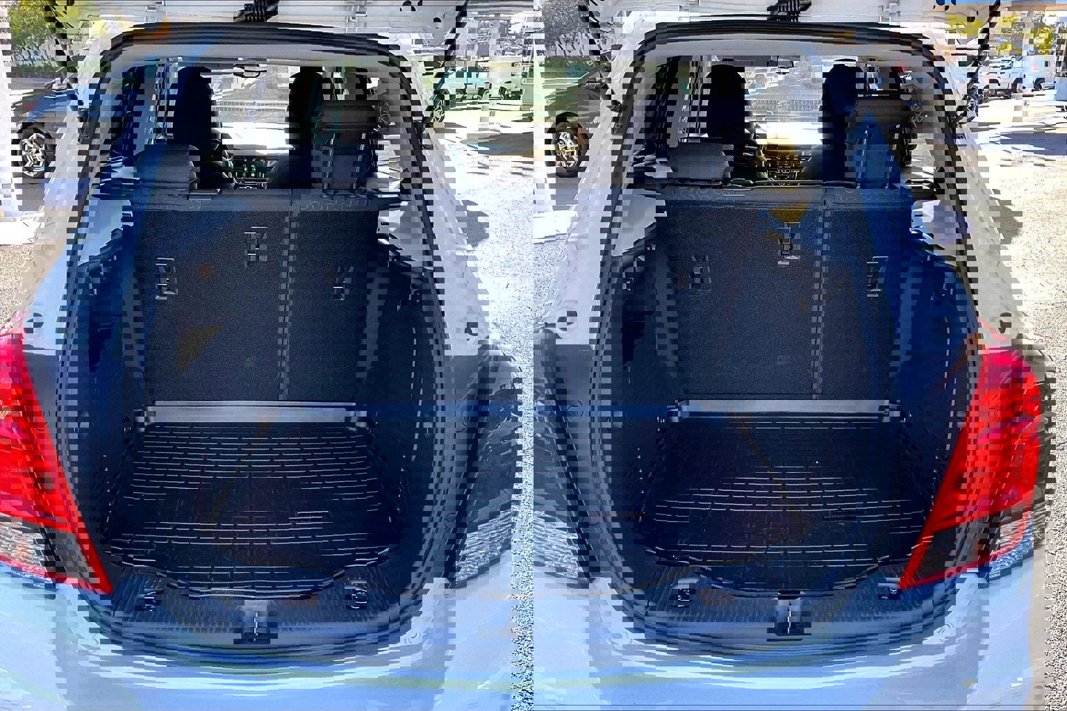 Certified 2022 Chevrolet Trax LS w/ Tint and Cruise Package image 6