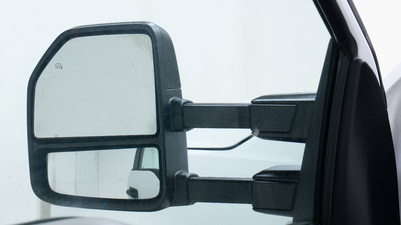 Used 2018 Ford F550 4x4 Regular Cab Super Duty image 13