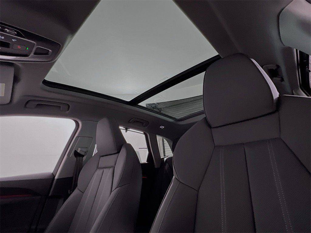 New 2025 Audi Q5 Premium Plus AWD/4WD image 13