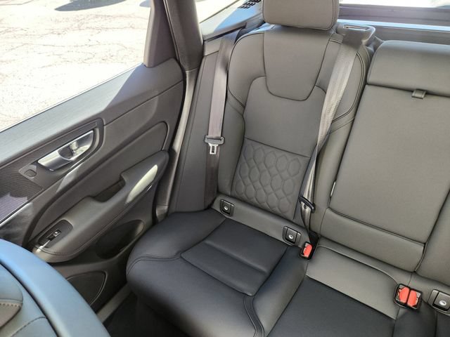 New 2026 Volvo XC60 B5 Plus w/ Climate Package AWD/4WD image 13