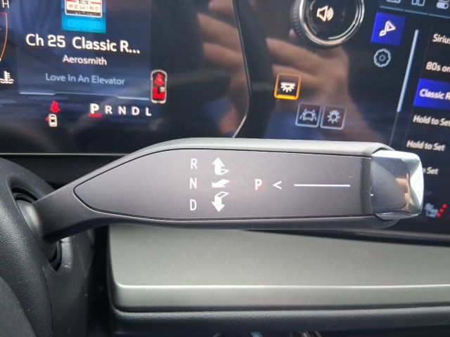 New 2026 Chevrolet Traverse LT w/ Enhanced Driving Package image 39