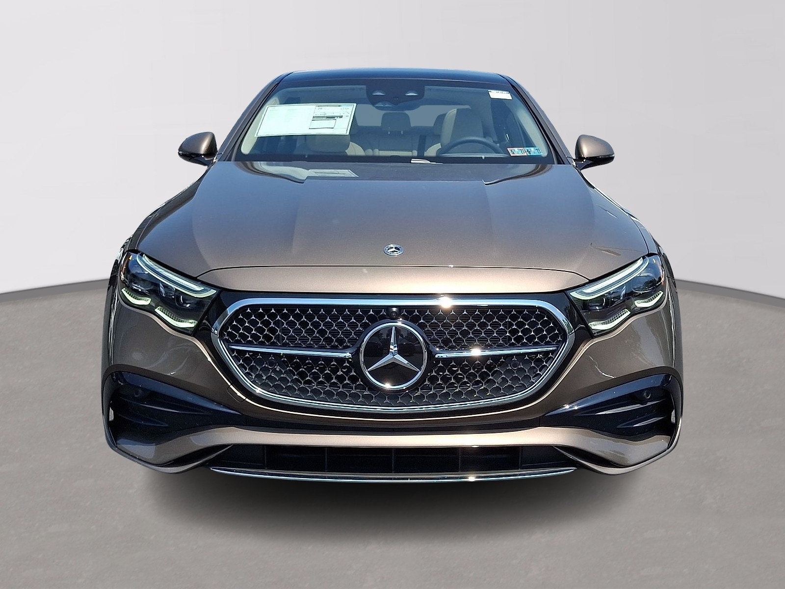 New 2026 Mercedes-Benz E 450 4MATIC Sedan image 2