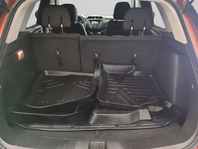 Used 2022 Chevrolet TrailBlazer LT AWD/4WD image 15