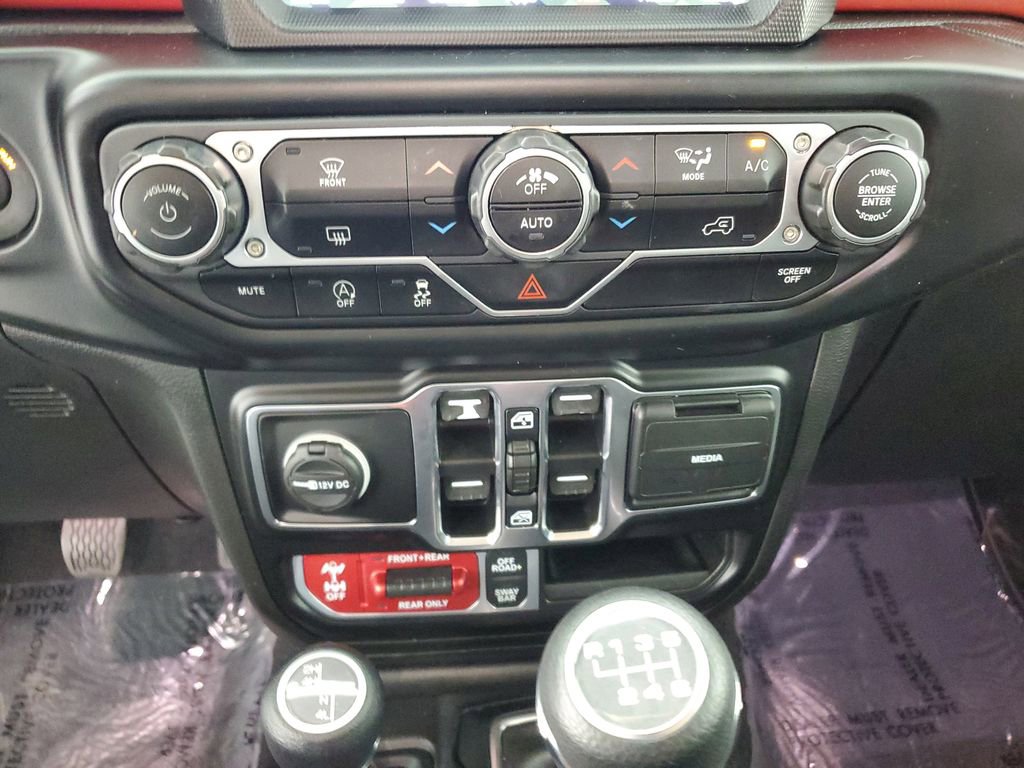Used 2022 Jeep Wrangler Unlimited Rubicon image 18