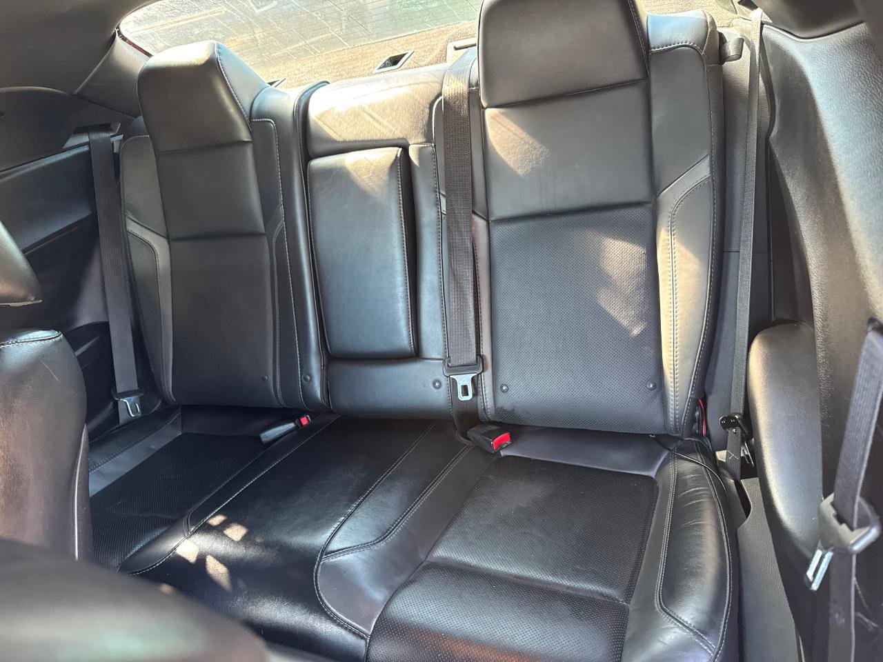 Used 2015 Dodge Challenger SXT Plus w/ Driver Convenience Group RWD image 12