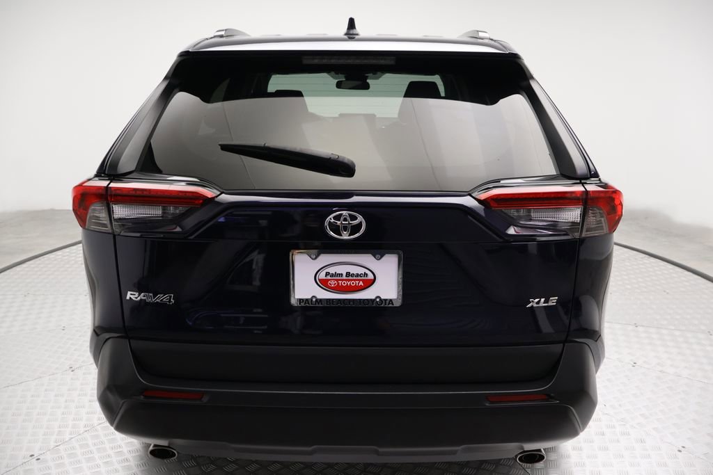 Certified 2023 Toyota RAV4 XLE w/ Convenience Package image 10