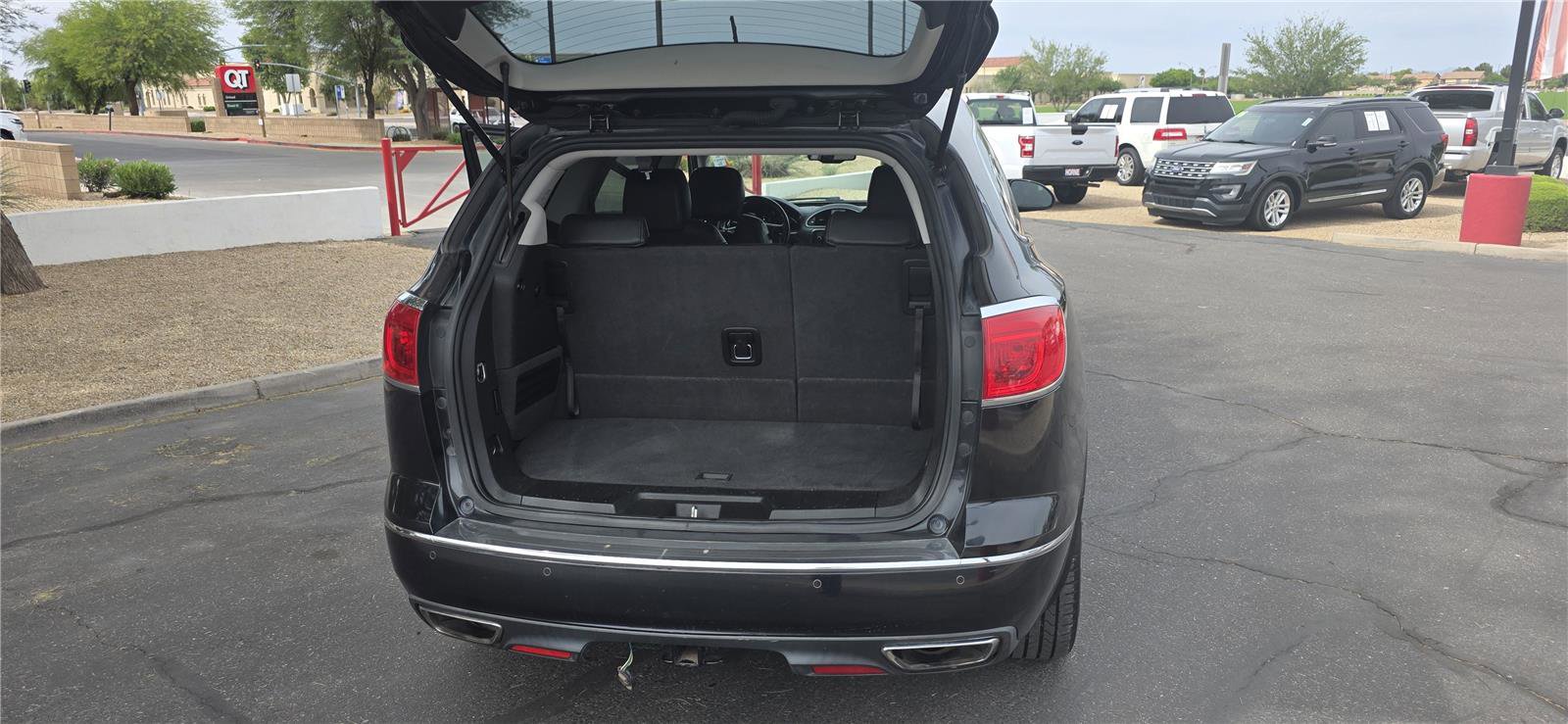 Used 2014 Buick Enclave Leather AWD/4WD image 9