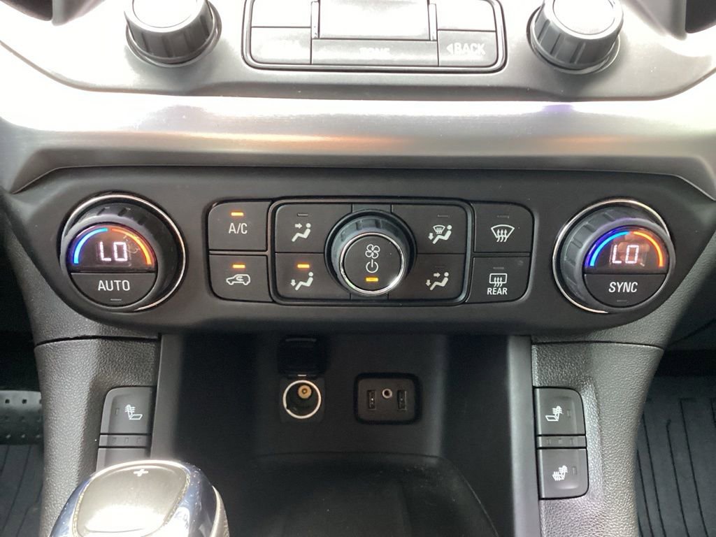 Used 2018 GMC Acadia SLT w/ LPO, Black Accent Package FWD image 55