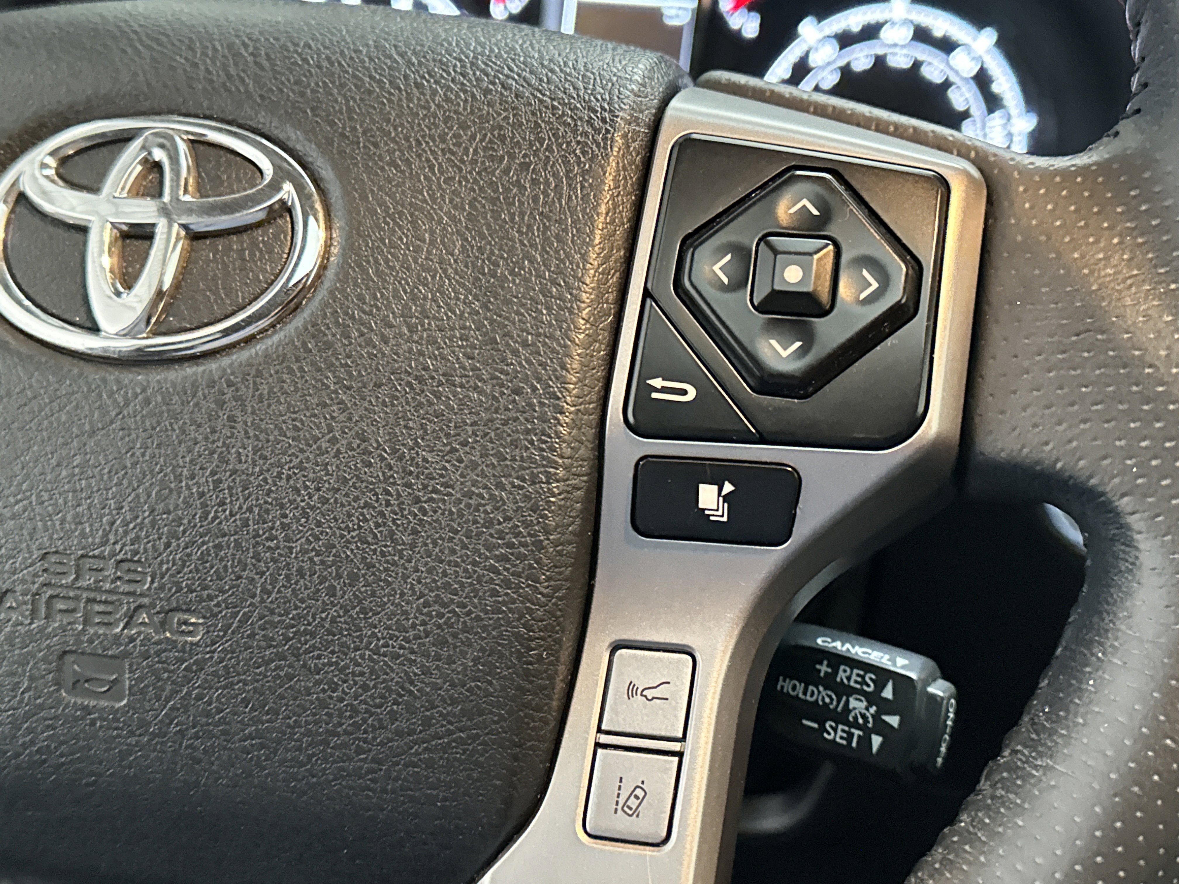 Used 2022 Toyota 4Runner SR5 Premium w/ TRD Black Wheel Package (TMS) image 30