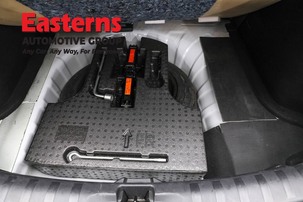 Used 2023 Nissan Kicks SV image 22