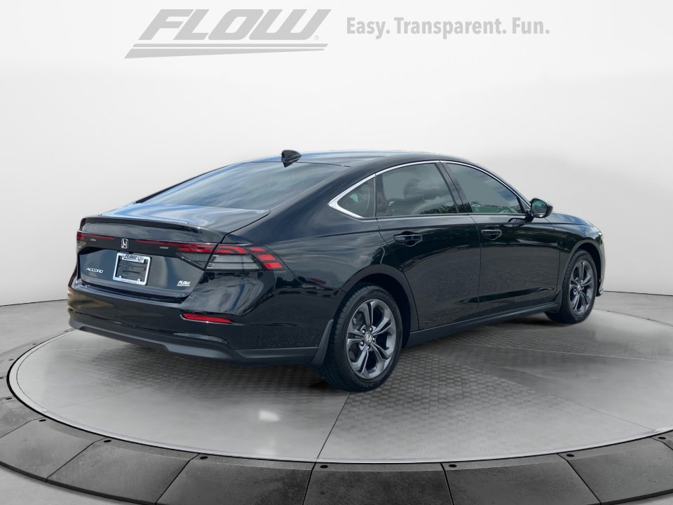 Used 2023 Honda Accord EX image 9
