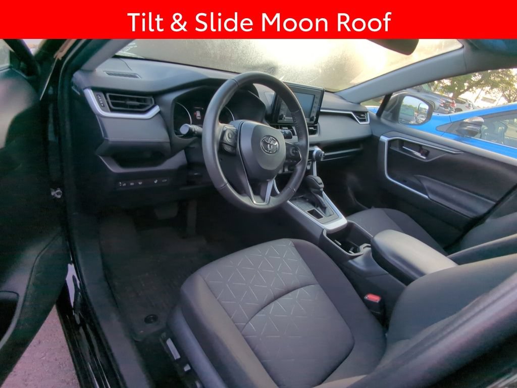 Used 2022 Toyota RAV4 XLE w/ Convenience Package AWD/4WD image 7