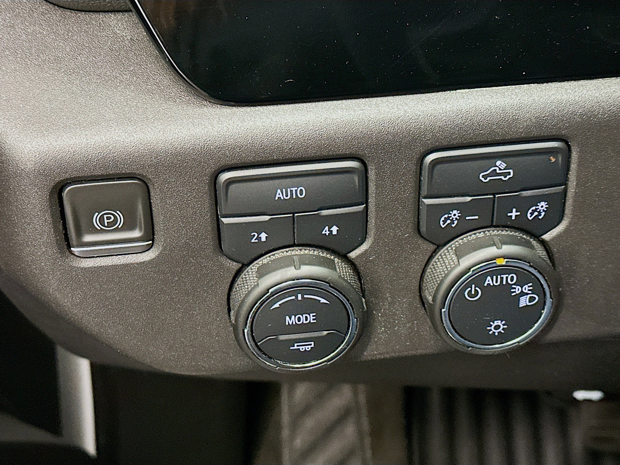 Used 2023 Chevrolet Silverado 1500 LT image 17